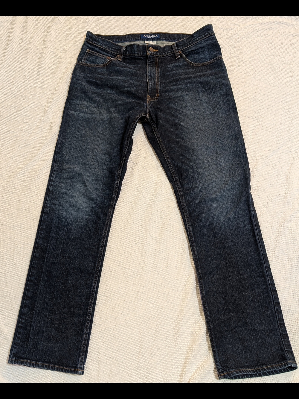 Arizona Jean Company Men's Dark Blue Straight Leg Jeans